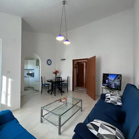 Apartment Iva *