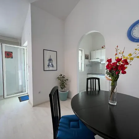 Iva Apartment